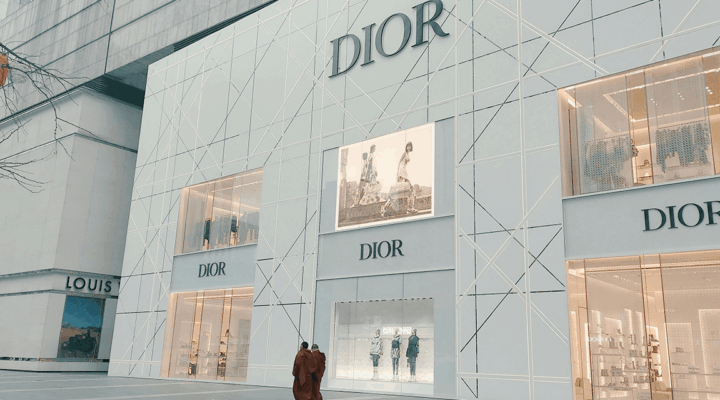 luxury branding trends 2026